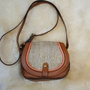 Jessica Simpson Crossbody handbag 👜